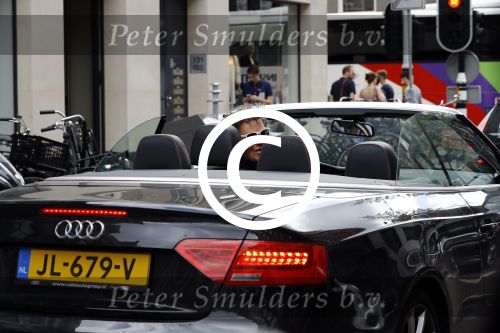 Amsterdam 17 juli 2016  
Dirk Zeelenberg in zijn audi cabrio in amsterdam zuid.