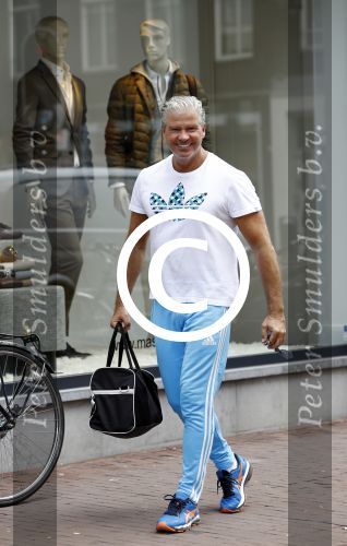 Amsterdam 20 juli 2016
Dries Roelvink in sportoutfit op de pc hooftstraat