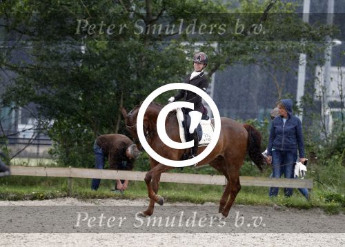 Aerdenhout 2 juli 2016
Esther de Graaf doet mee aan concours voor 5 en 6 jarigen in Aerdenhout.