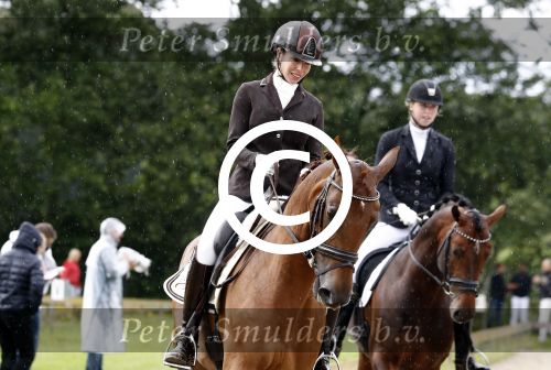 Aerdenhout 2 juli 2016
Esther de Graaf doet mee aan concours voor 5 en 6 jarigen in Aerdenhout.