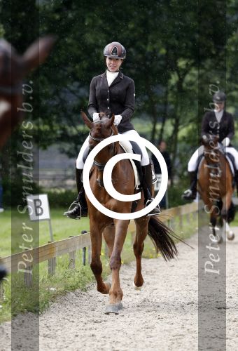 Aerdenhout 2 juli 2016
Esther de Graaf doet mee aan concours voor 5 en 6 jarigen in Aerdenhout.