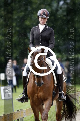Aerdenhout 2 juli 2016
Esther de Graaf doet mee aan concours voor 5 en 6 jarigen in Aerdenhout.