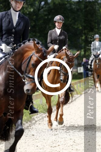 Aerdenhout 2 juli 2016
Esther de Graaf doet mee aan concours voor 5 en 6 jarigen in Aerdenhout.