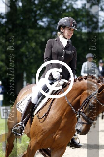 Aerdenhout 2 juli 2016
Esther de Graaf doet mee aan concours voor 5 en 6 jarigen in Aerdenhout.