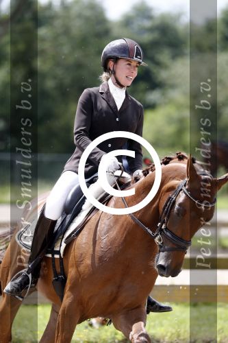 Aerdenhout 2 juli 2016
Esther de Graaf doet mee aan concours voor 5 en 6 jarigen in Aerdenhout.
