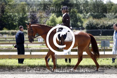 Aerdenhout 2 juli 2016
Esther de Graaf doet mee aan concours voor 5 en 6 jarigen in Aerdenhout.