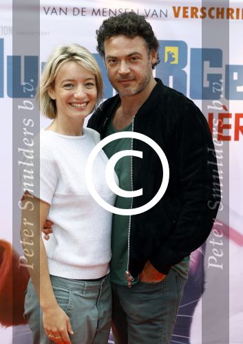 Amsterdam 17 juli 2016
Premiere huisdiergeheimen in Pathe arena. Fedja v Huet met zijn vrouw Karina Smulders