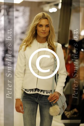 Amsterdam 4 juli 2016
Modeshow Josh Veldhuizen (Josh V) gepresenteerd door Anouk Smulders.