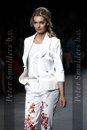 Amsterdam 9 juli 2016
Modeshow Monique Collignon op AFW Amsterdam fashion week bij westergasfabriek. Felice Fleur Roedema
