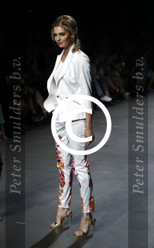 Amsterdam 9 juli 2016
Modeshow Monique Collignon op AFW Amsterdam fashion week bij westergasfabriek. Felice Fleur Roedema