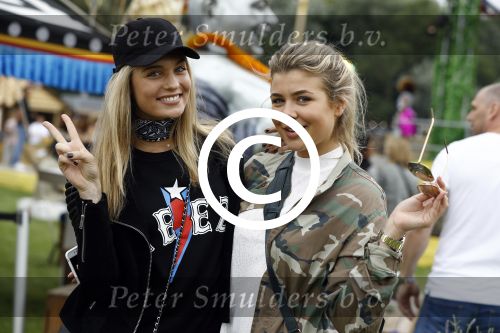 Amsterdam 15 juli 2016 
Day at the park festival in het amsterdamse bos. Robin Singels en Felice Fleur Roedema