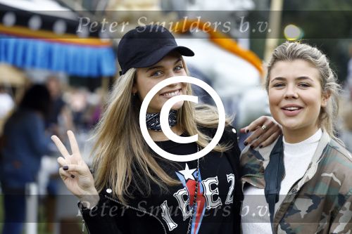 Amsterdam 15 juli 2016 
Day at the park festival in het amsterdamse bos. Robin Singels en Felice Fleur Roedema