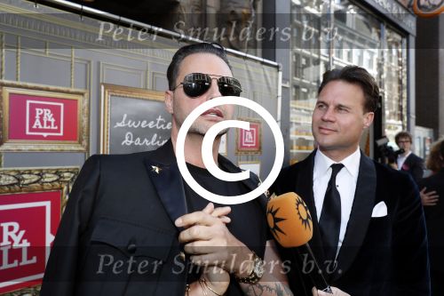 Amsterdam 13 juli 2016  
Premiere absolutely fabulous in Tuschinski. Fred v Leer met een goede vriend
