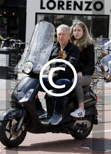 Amsterdam 6 juli 2016 
Hajo Bruins met ik denk zijn oudste dochter op de scooter