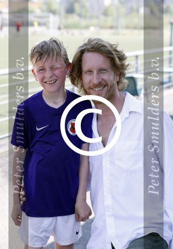 Amsterdam 19 juli 2016 
Jim de Groot met zijn zoontje bij afc voetbalkamp