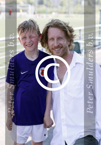 Amsterdam 19 juli 2016 
Jim de Groot met zijn zoontje bij afc voetbalkamp