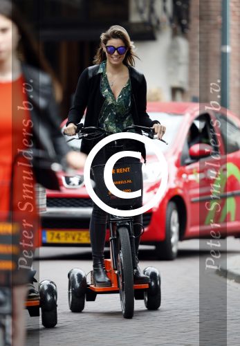 Amsterdam 7 juli 2016
Joelle Witschge opnames commercial / website voor funwheels op de cornelis schuytstraat