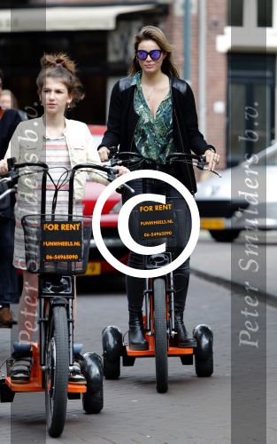 Amsterdam 7 juli 2016
Joelle Witschge opnames commercial / website voor funwheels op de cornelis schuytstraat