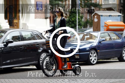 Amsterdam 7 juli 2016
Joelle Witschge opnames commercial / website voor funwheels op de cornelis schuytstraat