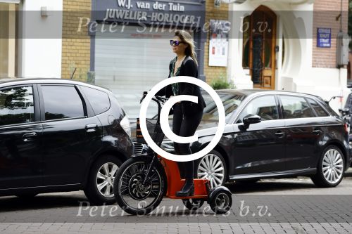 Amsterdam 7 juli 2016
Joelle Witschge opnames commercial / website voor funwheels op de cornelis schuytstraat