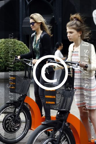 Amsterdam 7 juli 2016
Joelle Witschge opnames commercial / website voor funwheels op de cornelis schuytstraat