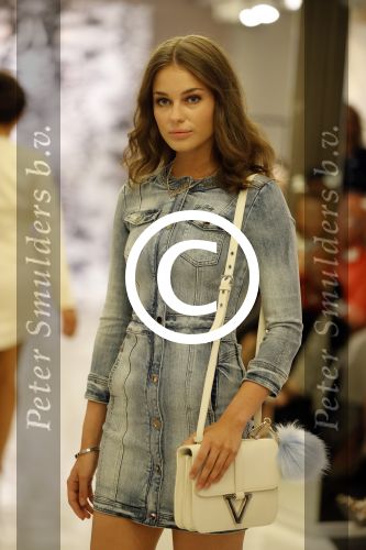 Amsterdam 4 juli 2016
Modeshow Josh Veldhuizen (Josh V) gepresenteerd door Anouk Smulders.