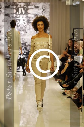 Amsterdam 4 juli 2016
Modeshow Josh Veldhuizen (Josh V) gepresenteerd door Anouk Smulders.