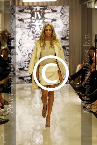 Amsterdam 4 juli 2016
Modeshow Josh Veldhuizen (Josh V) gepresenteerd door Anouk Smulders.