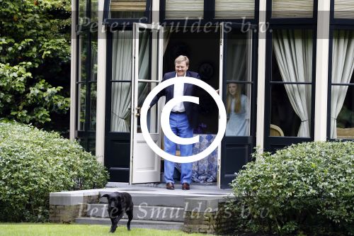 Wassenaar 8 juli 2016
Koninklijk fotouur op de Horsten met Koning Willem Alexander Koningin Maxima en de prinsessen Amalia Ariane en Alexia. Ook de honden zijn erbij.