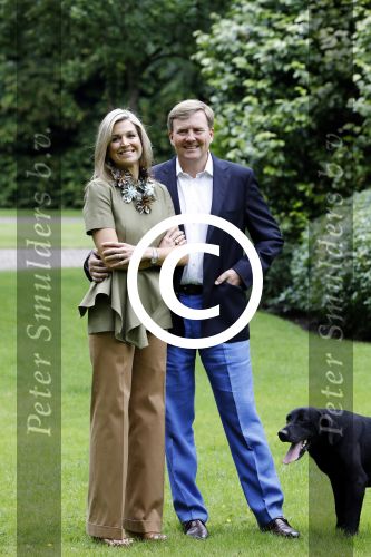 Wassenaar 8 juli 2016
Koninklijk fotouur op de Horsten met Koning Willem Alexander Koningin Maxima en de prinsessen Amalia Ariane en Alexia. Ook de honden zijn erbij.
