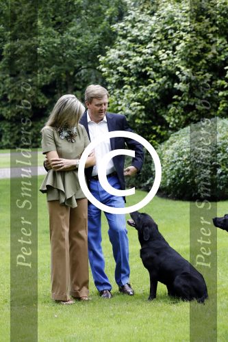 Wassenaar 8 juli 2016
Koninklijk fotouur op de Horsten met Koning Willem Alexander Koningin Maxima en de prinsessen Amalia Ariane en Alexia. Ook de honden zijn erbij.
