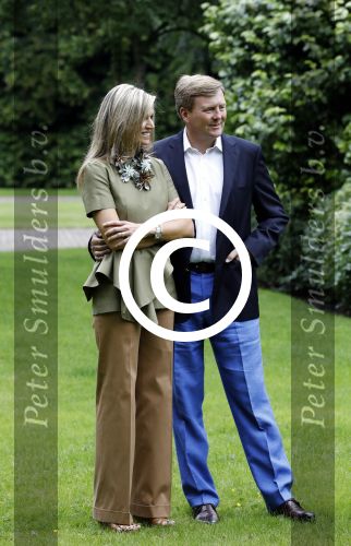 Wassenaar 8 juli 2016
Koninklijk fotouur op de Horsten met Koning Willem Alexander Koningin Maxima en de prinsessen Amalia Ariane en Alexia. Ook de honden zijn erbij.