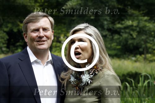 Wassenaar 8 juli 2016
Koninklijk fotouur op de Horsten met Koning Willem Alexander Koningin Maxima en de prinsessen Amalia Ariane en Alexia. Ook de honden zijn erbij.