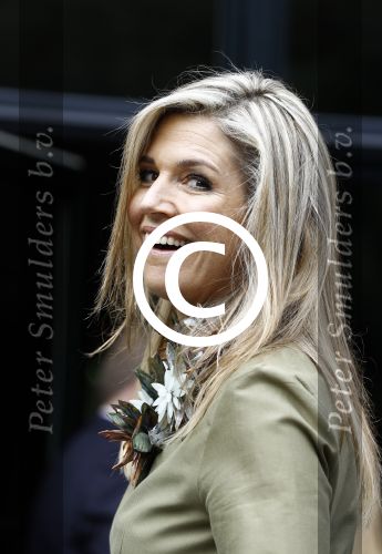 Wassenaar 8 juli 2016
Koninklijk fotouur op de Horsten met Koning Willem Alexander Koningin Maxima en de prinsessen Amalia Ariane en Alexia. Ook de honden zijn erbij.