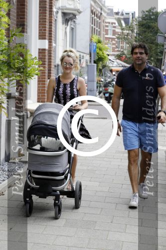Amsterdam 23 juli 2016
 Liza Sips en Ralph Manheim achter  de kinderwagen.