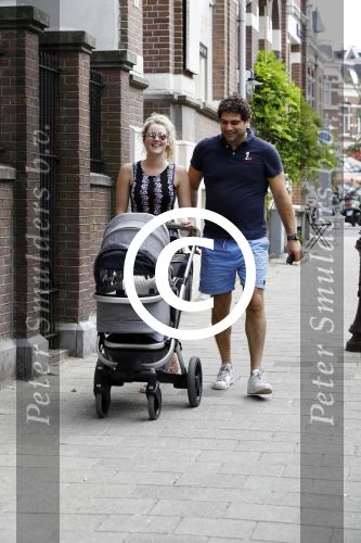 Amsterdam 23 juli 2016
 Liza Sips en Ralph Manheim achter  de kinderwagen.