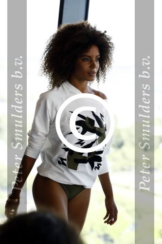 Amsterdam 11 juli 2016 
Modeshow Maria Tailor in de amsterdam Lookout aan het IJ.
