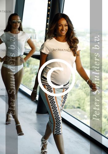 Amsterdam 11 juli 2016 
Modeshow Maria Tailor in de amsterdam Lookout aan het IJ.
