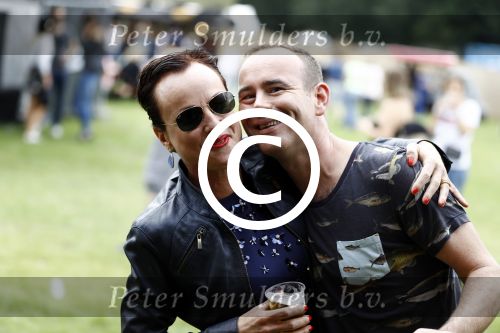 Amsterdam 15 juli 2016 
Day at the park festival in het amsterdamse bos. Martijn Thoutenhoofd met vrouw