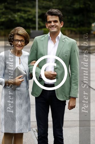 Amsterdam 9 juli 2016
Modeshow Monique Collignon op AFW Amsterdam fashion week bij westergasfabriek.
Maurice Wijnen met zijn moeder