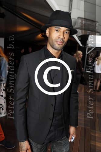 Amsterdam 8 juli 2016
Modeshow Tony Cohen tijdens de amsterdam fashion week op westergasfabriekterrein. Mr Probz