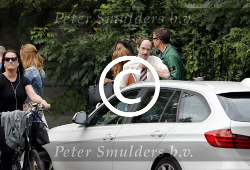 Amsterdam 7 juli 2016 
Connie Breukhoven met haar vriend Eugene v Dun op de fiets in Amsterdam.Opnames Koefnoen met Owen Schumacher Paul Groot Martine Sandifort en Sanne Wallis de Vries. Opnamews vonden plaats in de v Eeghenstraat.