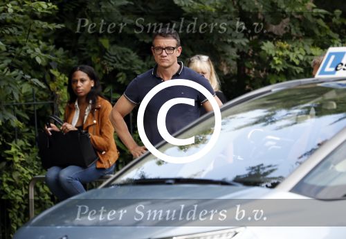 Amsterdam 7 juli 2016 
Connie Breukhoven met haar vriend Eugene v Dun op de fiets in Amsterdam.Opnames Koefnoen met Owen Schumacher Paul Groot Martine Sandifort en Sanne Wallis de Vries. Opnamews vonden plaats in de v Eeghenstraat.