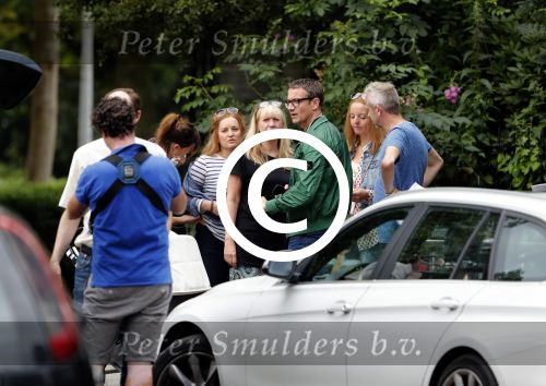 Amsterdam 7 juli 2016 
Connie Breukhoven met haar vriend Eugene v Dun op de fiets in Amsterdam.Opnames Koefnoen met Owen Schumacher Paul Groot Martine Sandifort en Sanne Wallis de Vries. Opnamews vonden plaats in de v Eeghenstraat.