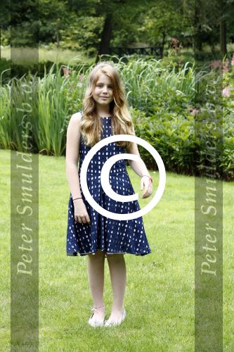 Wassenaar 8 juli 2016
Koninklijk fotouur op de Horsten met Koning Willem Alexander Koningin Maxima en de prinsessen Amalia Ariane en Alexia. Ook de honden zijn erbij.