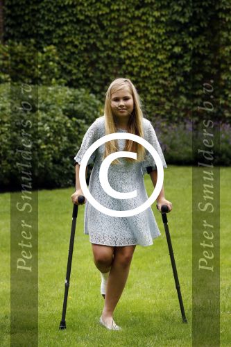 Wassenaar 8 juli 2016
Koninklijk fotouur op de Horsten met Koning Willem Alexander Koningin Maxima en de prinsessen Amalia Ariane en Alexia. Ook de honden zijn erbij.