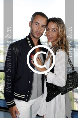 Amsterdam 11 juli 2016 
Modeshow Maria Tailor in de amsterdam Lookout aan het IJ. Renee Vervoorn met man Guy v d Reijden