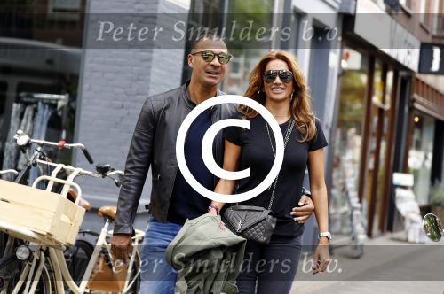 Amsterdam 4 juli 2016
Ruud Gullit met zijn vriendin Karin  de Rooy