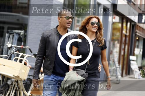Amsterdam 4 juli 2016
Ruud Gullit met zijn vriendin Karin  de Rooy