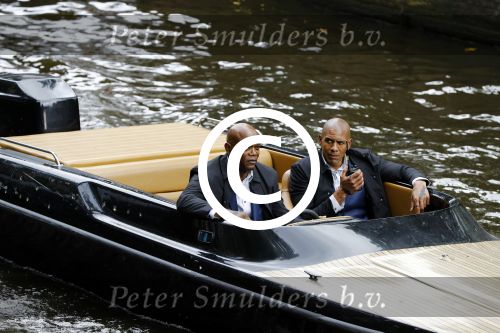 Amsterdam 11 juli 2016
Opnames the hitmans bodyguard met Samuel L Jackson. Ook een look a like van Samuel speelt mee. Opnames vomnden plaats op de grachten van amsterdam.